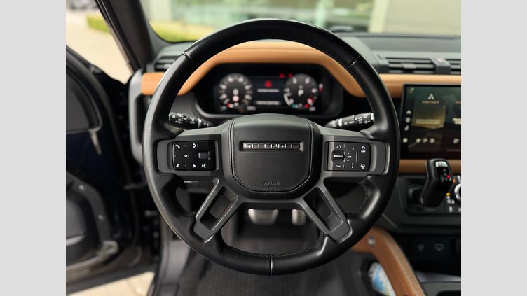 2022 Вживаний Land Rover Defender 110 Santorini Black 3.0 litre i6D​ 110