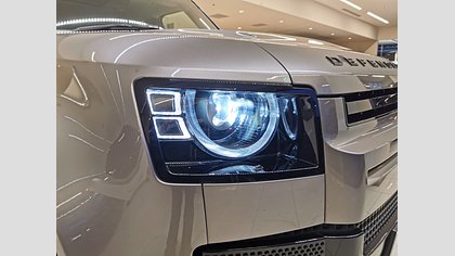 Defender 130 9