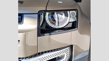Defender 110 10