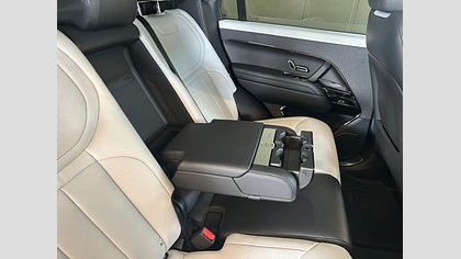 Range Rover Sport 19