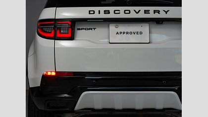 Discovery Sport 9