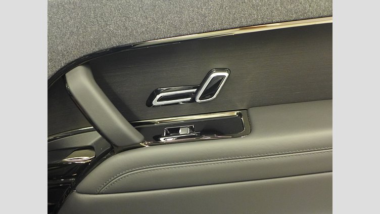 2025 認定中古車 Land Rover Range Rover Sport サントリーニブラック D300マイルドハイブリッド スタンダードホイールベース Autobiography