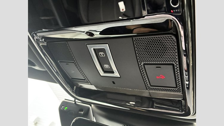 2017 認定中古車 Land Rover Range Rover Velar フジホワイト P380 S