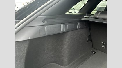 Range Rover Velar 19