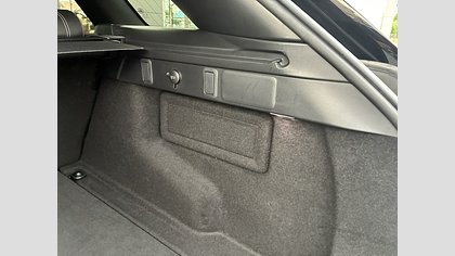 Range Rover Velar 18