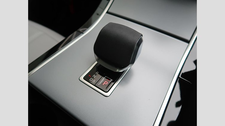 2024 認定中古車 Land Rover Range Rover Evoque Ostuni Pearl White 2.0 litre i4D​ Ｓ Ｄ２００