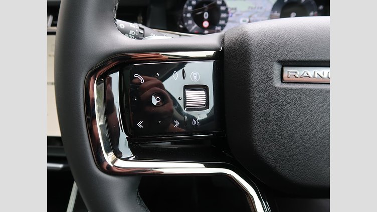 2024 認定中古車 Land Rover Range Rover Evoque Ostuni Pearl White 2.0 litre i4D​ Ｓ Ｄ２００