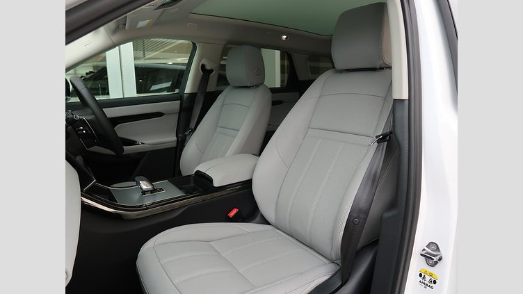2024 認定中古車 Land Rover Range Rover Evoque Ostuni Pearl White 2.0 litre i4D​ Ｓ Ｄ２００