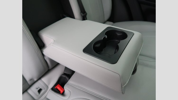 2024 認定中古車 Land Rover Range Rover Evoque Ostuni Pearl White 2.0 litre i4D​ Ｓ Ｄ２００