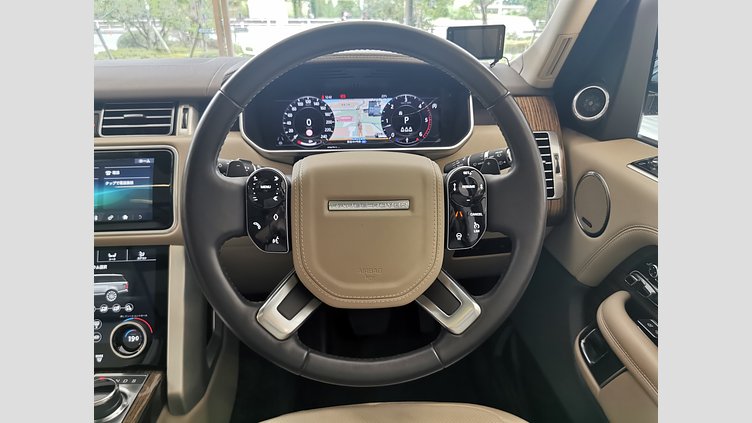 2020 認定中古車 Land Rover Range Rover サントリーニブラック 3.0リッターV6 258PS ディーゼル スタンダードホイールベース VOGUE