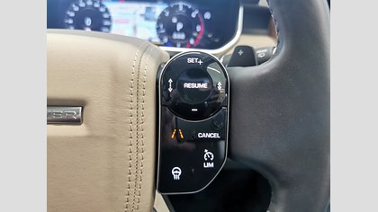 Range Rover 26