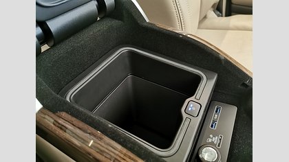 Range Rover 24