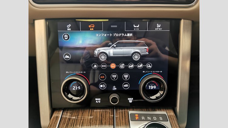 2020 認定中古車 Land Rover Range Rover サントリーニブラック 3.0リッターV6 258PS ディーゼル スタンダードホイールベース VOGUE