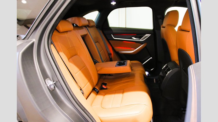 2024 認定中古車 Jaguar F-Pace アイガーグレイ P400e ガソリン プラグインハイブリッド R-DYNAMIC HSE