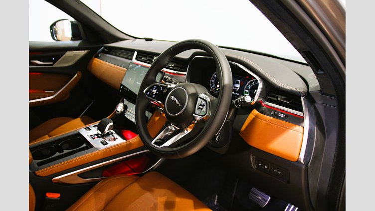 2024 認定中古車 Jaguar F-Pace アイガーグレイ P400e ガソリン プラグインハイブリッド R-DYNAMIC HSE