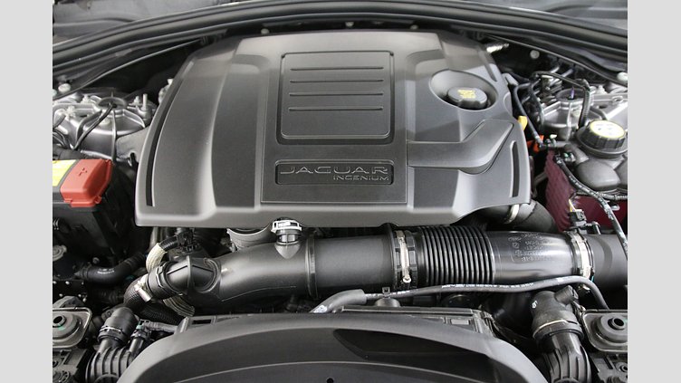 2024 認定中古車 Jaguar F-Pace アイガーグレイ P400e ガソリン プラグインハイブリッド R-DYNAMIC HSE