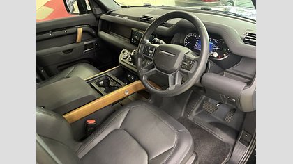 Defender 110 11