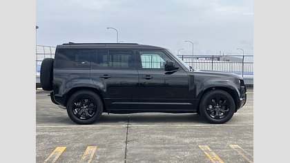 Defender 110 3