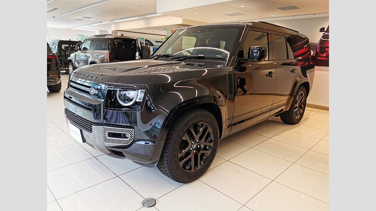 2024 認定中古車 Land Rover Defender 130 サントリーニブラック D300 AWD（AT） OUTBOUND