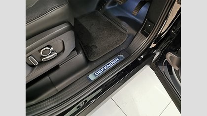 Defender 130 36