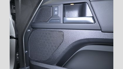 Defender 130 43