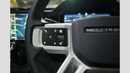 Defender 130 51