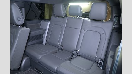 Defender 130 4