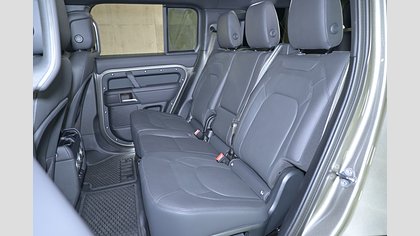 Defender 130 30
