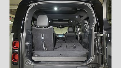 Defender 130 21