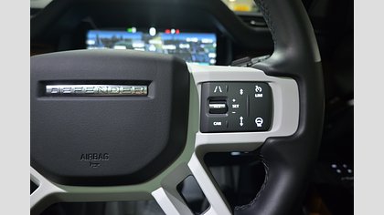 Defender 130 52