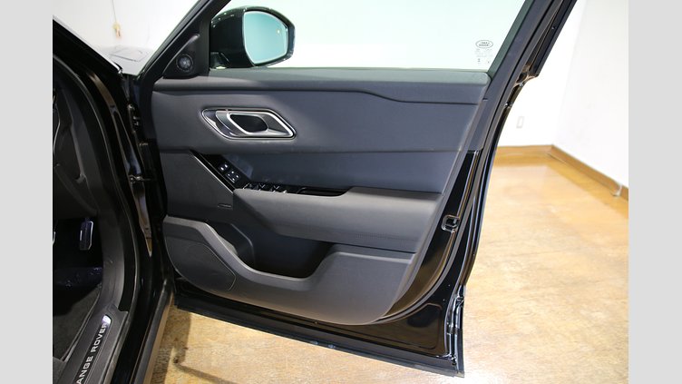 2024 認定中古車 Land Rover Range Rover Velar サントリーニブラック D200マイルドハイブリッド（ディーゼル） Dynamic SE