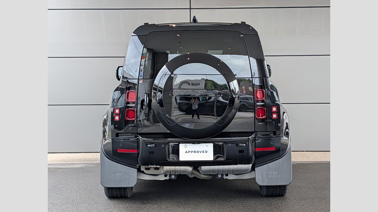 2024 認定中古車 Land Rover Defender 110 サントリーニブラック D300 AWD（AT） X-DYNAMIC HSE