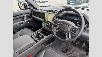 Defender 110 8