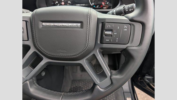 2024 認定中古車 Land Rover Defender 110 サントリーニブラック D300 AWD（AT） X-DYNAMIC HSE