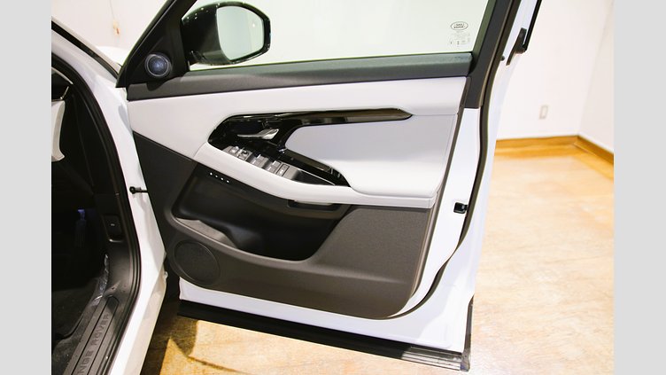 2025 認定中古車 Land Rover Range Rover Evoque フジホワイト D200マイルドハイブリッド（ディーゼル） S D200