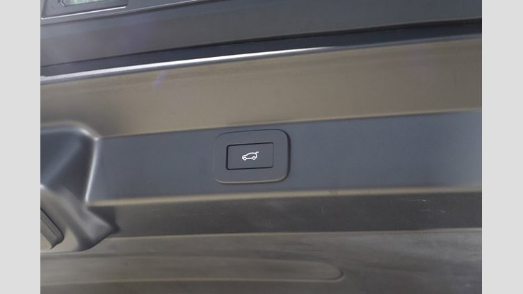 2024 認定中古車 Land Rover Range Rover Sport サントリーニブラック D300マイルドハイブリッド スタンダードホイールベース Autobiography