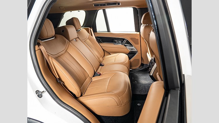 2023 認定中古車 Land Rover Range Rover フジホワイト D300 AWD MHEV（AT） スタンダードホイールベース AUTOBIOGRAPHY