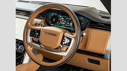 Range Rover 32