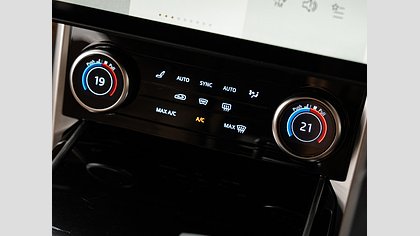 Range Rover 46