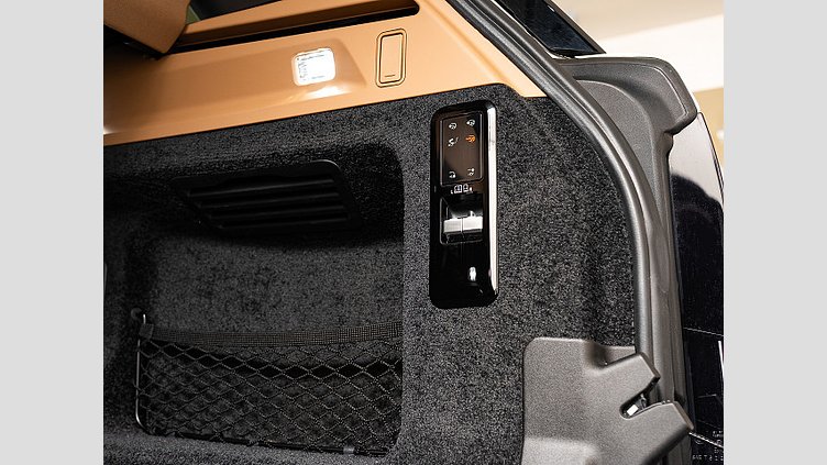 2023 認定中古車 Land Rover Range Rover フジホワイト D300 AWD MHEV（AT） スタンダードホイールベース AUTOBIOGRAPHY