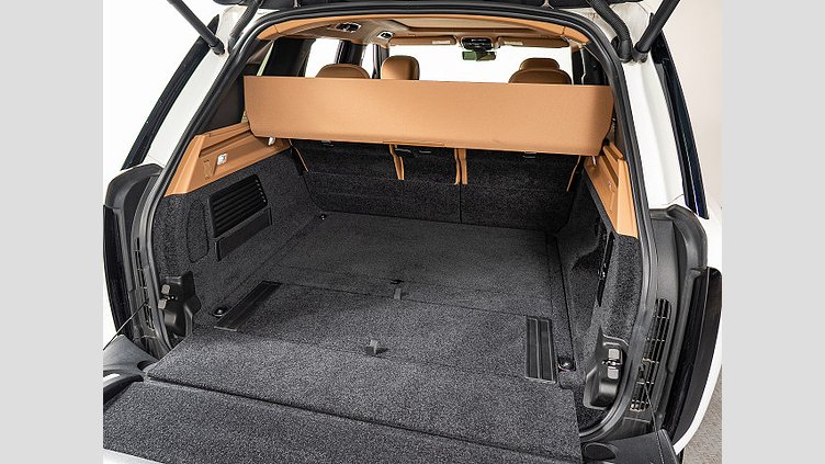 2023 認定中古車 Land Rover Range Rover フジホワイト D300 AWD MHEV（AT） スタンダードホイールベース AUTOBIOGRAPHY