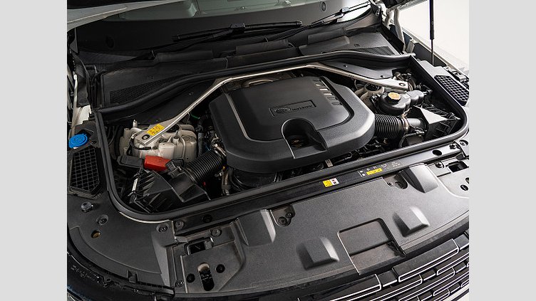 2023 認定中古車 Land Rover Range Rover フジホワイト D300 AWD MHEV（AT） スタンダードホイールベース AUTOBIOGRAPHY