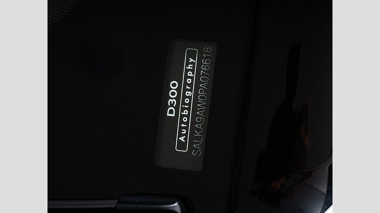 2023 認定中古車 Land Rover Range Rover フジホワイト D300 AWD MHEV（AT） スタンダードホイールベース AUTOBIOGRAPHY