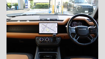 Defender 110 6