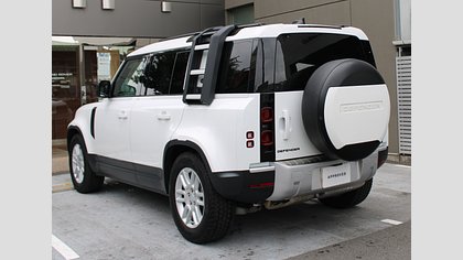Defender 110 5