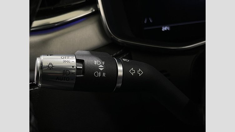 2021 認定中古車 Jaguar F-Pace アイガーグレイ D200 AWD（オートマチック）MHEV R-DYNAMIC SE