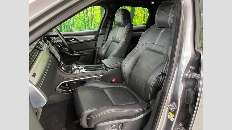 2021 認定中古車 Jaguar F-Pace アイガーグレイ D200 AWD（オートマチック）MHEV R-DYNAMIC SE