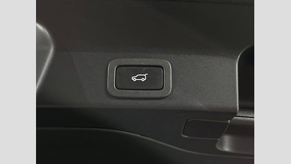 F-Pace 48
