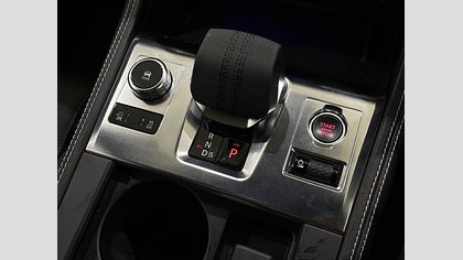 F-Pace 35