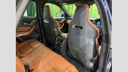 F-Pace 52